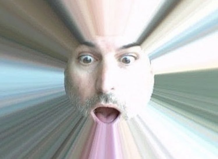 Mvwolk's tweet image. 포토부스 새 필터 테스트하는 17년 전의 스티브잡스
나랑 별반 다를게없음