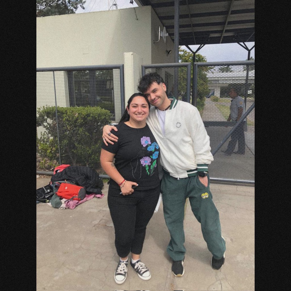 sofiitorre1's tweet photo. Después de esperar tanto años, llegó el momento tan esperado... Ese abrazo que tanto soñaba y necesitaba.... Soy muy feliz!  Gracias!!! ❤️‍🩹💕
13/10/22 https://t.co/QRL1sctDy0