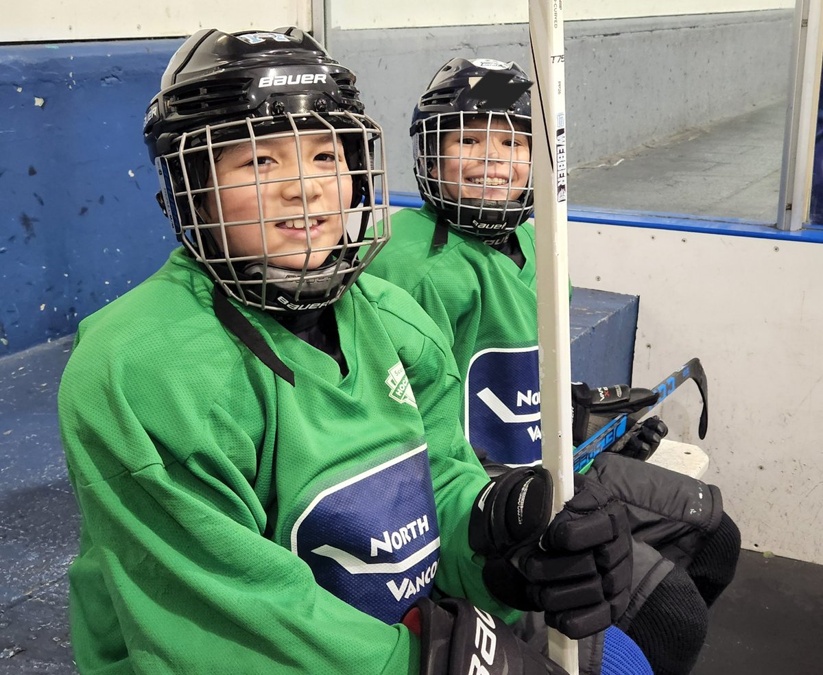 NorthVanMHA's tweet photo. Ready for the weekend like ๐๐
#hockey #vancouverhockey #hockeyskills #hockeytraining #hockeylife #welovehockey #skillsforlife #playerdevelopment #northvanMHA #nvmha #icehockey #hockeyplayers #iceskating #tryoutsbc #tryouts #vancouverteam #vancouvertryouts https://t.co/BSfNkdr9Qg