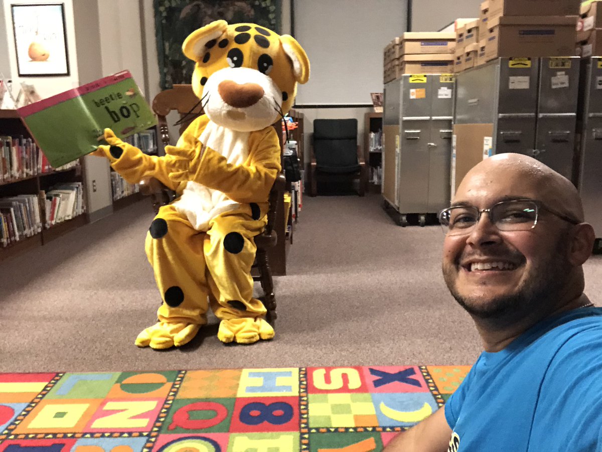 MrJustinGomez's tweet image. Chase is up past his bedtime but he wanted to read me a story before he goes to sleep since I already read everyone else one! @Cypress_Cheetah #CYPRoadTrip