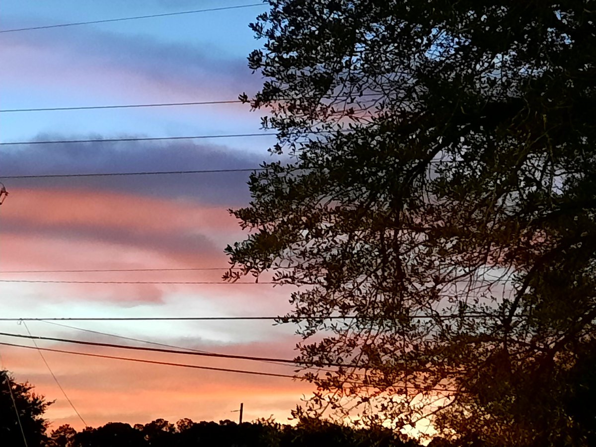 #Clouds @#sunset onset-end #JaxFL #AJSGwxArt #nature #photography #firstalertwx #StormHour #ThePhotoHour @luketaplin42 @tracyfromjax @JAclouds #ViaAStockADay @WizardWeather @PicPoet @mypicworld @cloudymamma @EarthandClouds2 #weather @AngelBrise1 @WilliamBug4 @enjoyscooking #flwx