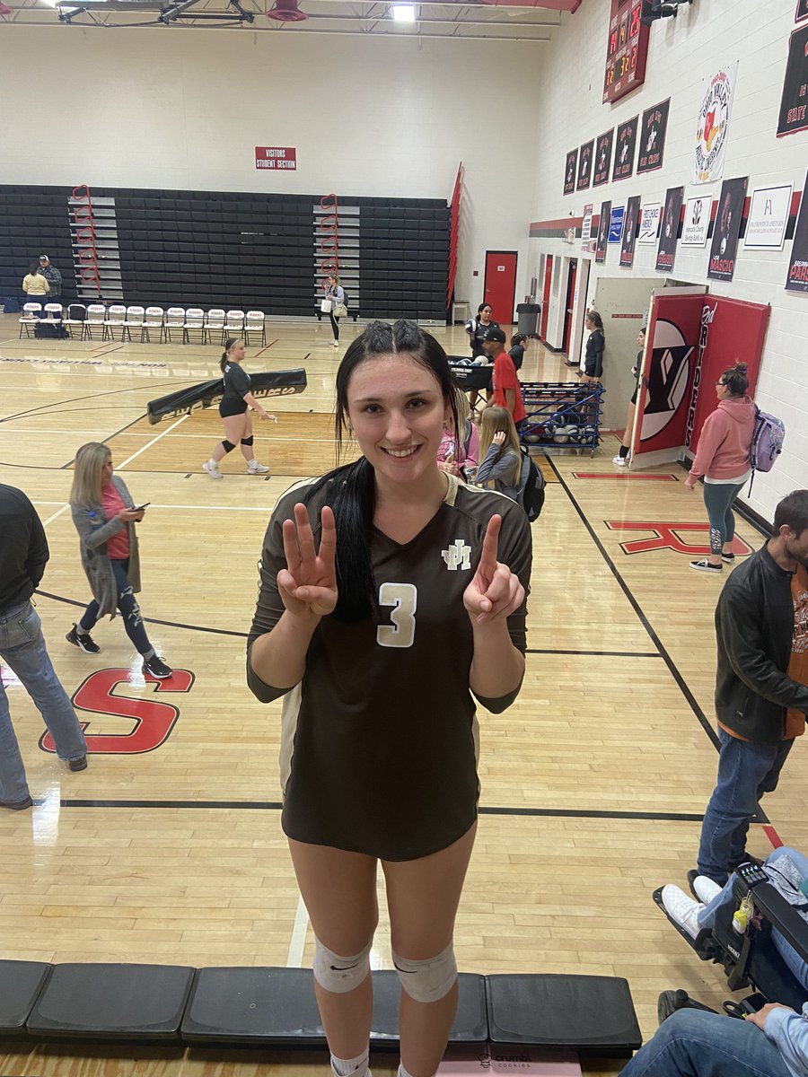 LDerrow's tweet photo. Kay had a killer night, 31 kills! 💥 https://t.co/CEsjq7mqhL