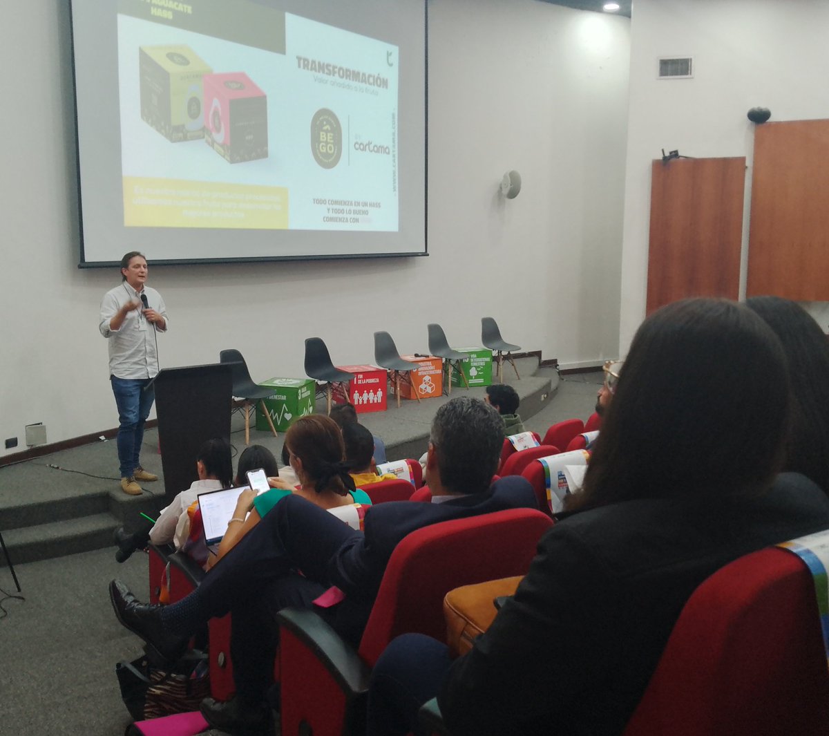 #SegundaSemanaODS 💚
Hablamos con líderes de Colombia, Alemania, Guatemala, Ecuador, Argentina y Kenia acerca de las actividades que realizan, donde incluyen Objetivos de Desarrollo Sostenible. 👏

Además, algunas empresas contaron sus propósitos para ser más sostenibles