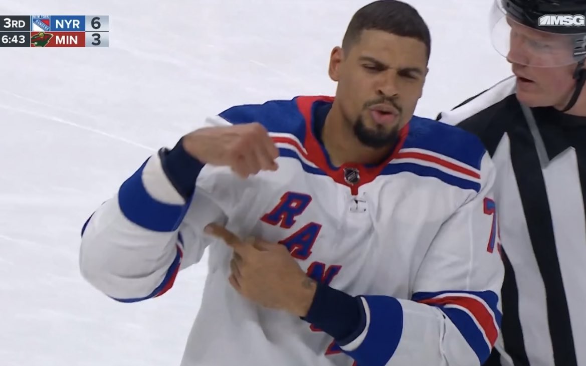 chris kreider respecter on Twitter "BARKING https//t.co/4OLNQ1Xlxq
