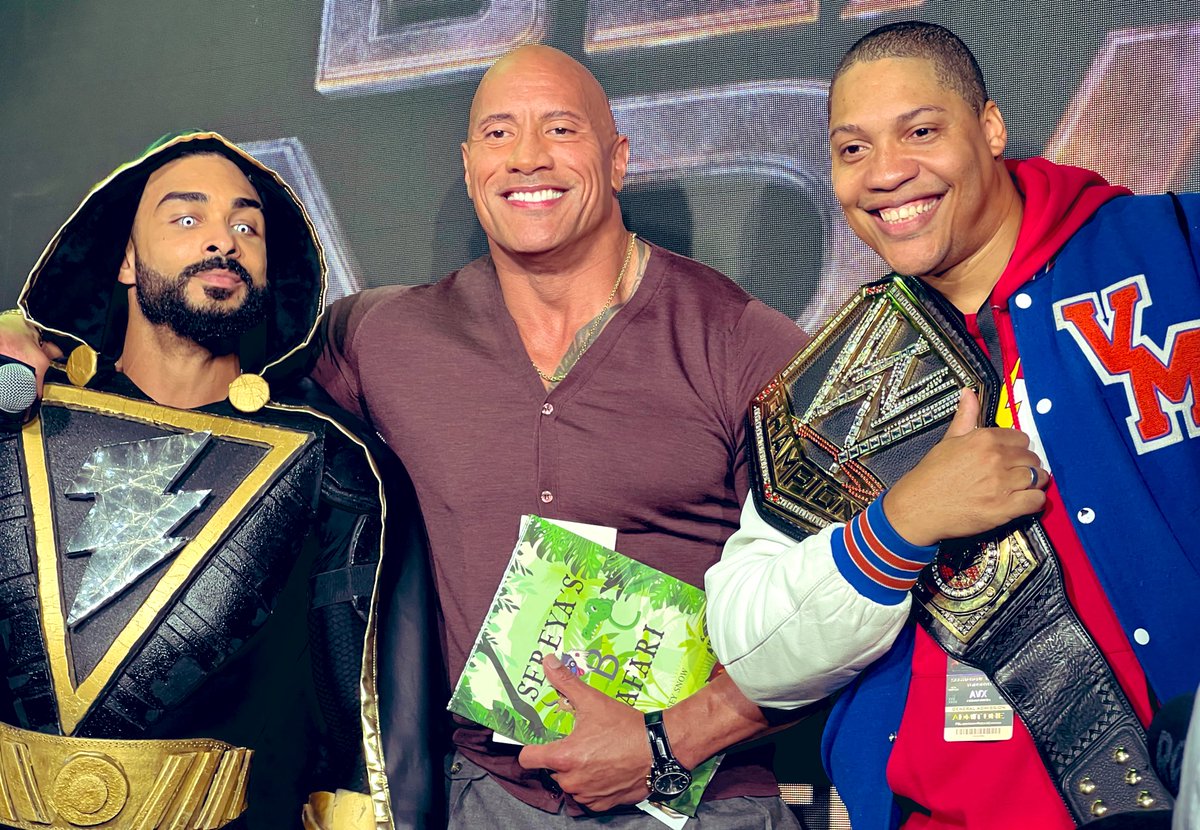 MelissaDacruzz's tweet photo. These 2 lucky fellas won trips to LA!! #BlackAdamRocksCanada @WarnerBrosCA https://t.co/PhYp8I0TI5