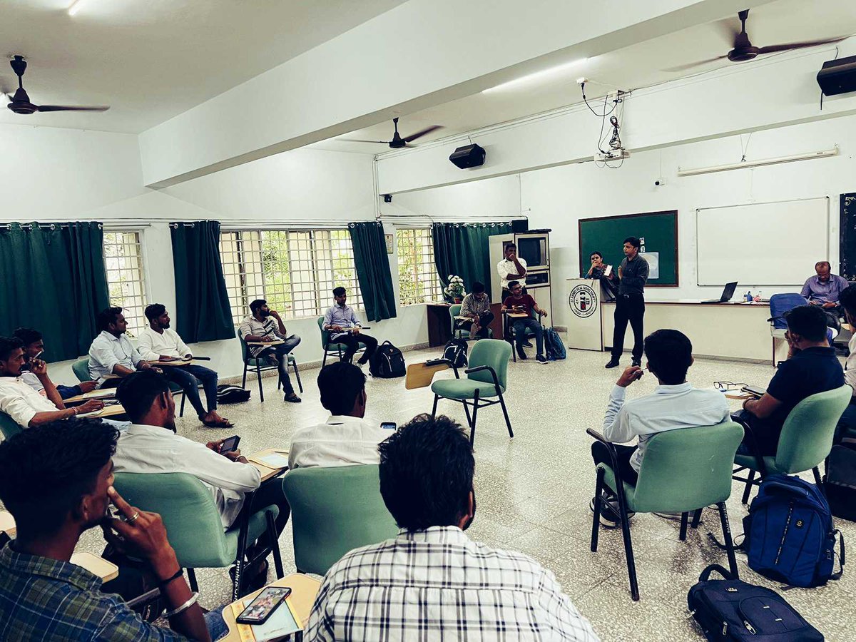 Maulikmchauhan's tweet photo. I recently got an opportunity to take a small technical session at #Lokniti #CSDS on using mobile data collection for getting real-time and high-quality field data! 

#data #training #mobiledatacollection #research #quality #surveycto #trestle https://t.co/iCn74KmABM