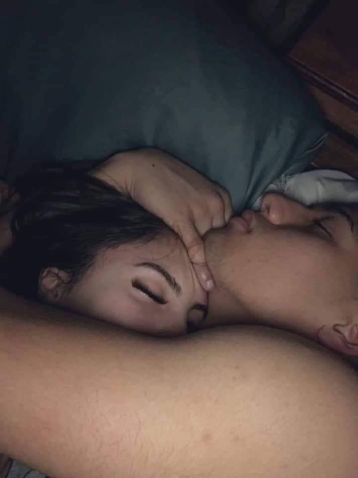Que ganas de estar así con mi amorcito.🥺💙