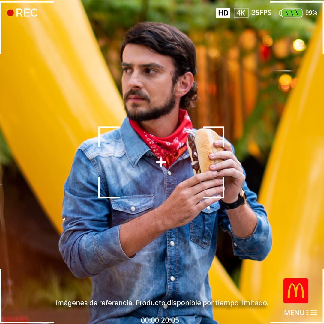 McHonduras's tweet photo. 🚨ENCONTRAMOS EL MCRIB 🚨
¡Capturado en McDonald´s!
Recompensa, su sabor…

#McRib 🤠⭐ 
#McRibLovers https://t.co/ReCasJPhoM