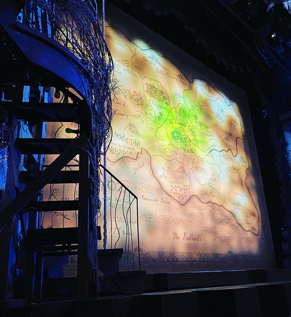 Daniel Eric Matthews 💫 tweet media