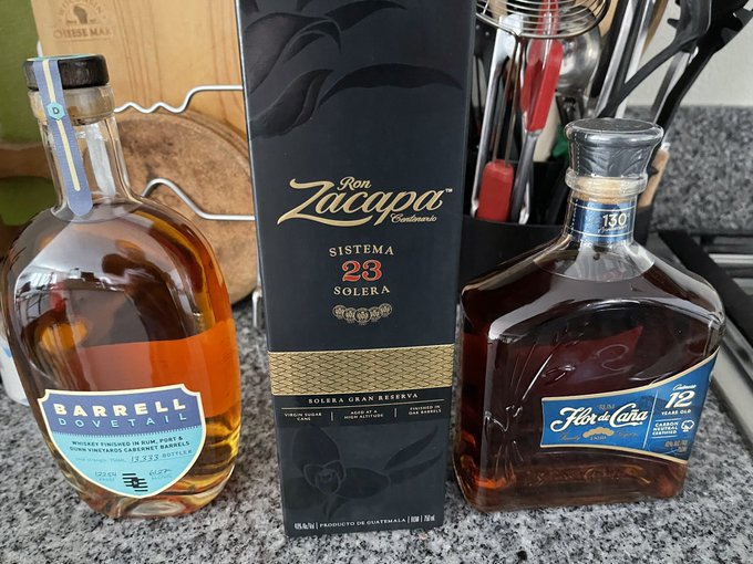 Watch Towelliee's leaked NSFW photo on TwXstars