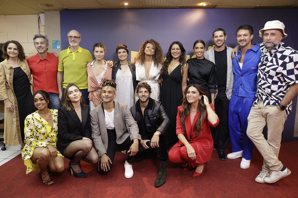 Tá tendo gravação do Domingão com a presença dos elencos de #Pantanal e #Travessia! Crédito: *Globo/Victor Pollak*.