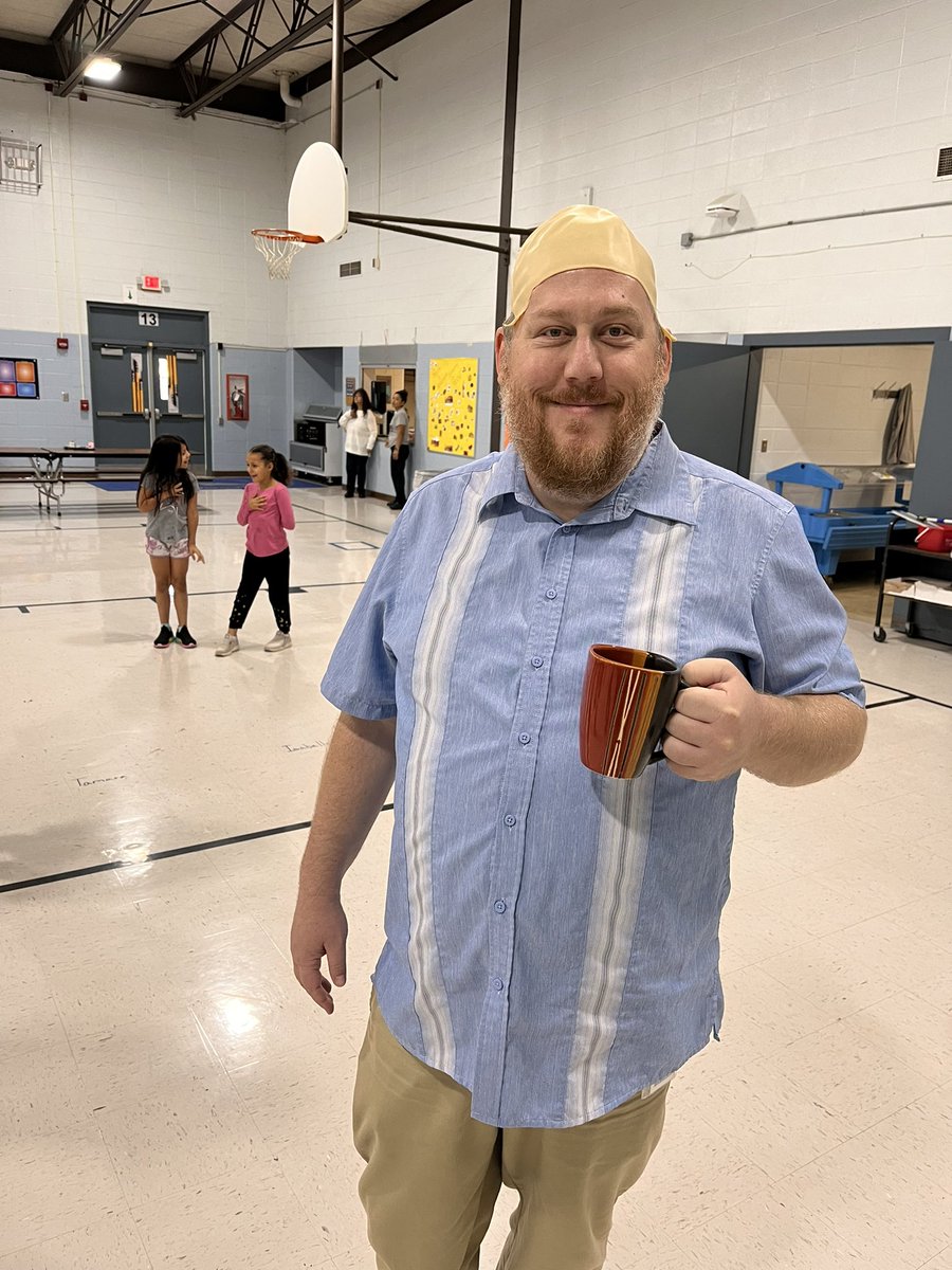 Copycat day at Gertrude Walker. Wonder who they’re dressed like? 🤔Love this surprise and delight!
<a href="/GWdolphins/">Gertrude Walker Elementary</a> <a href="/USD457/">Garden City Public Schools USD 457</a>