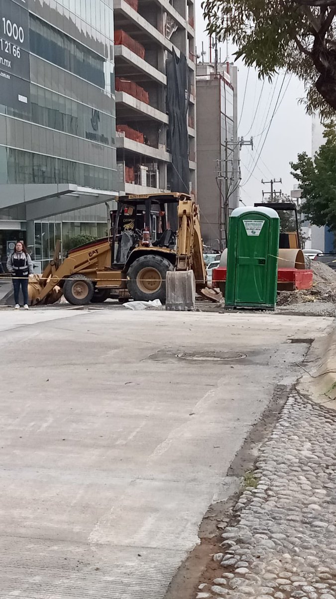 ColonosMagno's tweet photo. @HuixquiGob Avances de la Calle Pasaje Interlomas https://t.co/MuUFXYnpGO