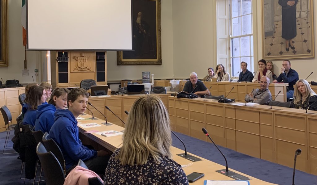 So great meeting #Dublin Comhairle na nóg - Young People’s Parliament at City &amp; visit the Ombudsman for Children #childinthecitydublin2022 <a href="/Childinthecity1/">@Childinthecity</a> <a href="/OCO_ireland/">Ombudsman for Children</a> @DCCcomhairle