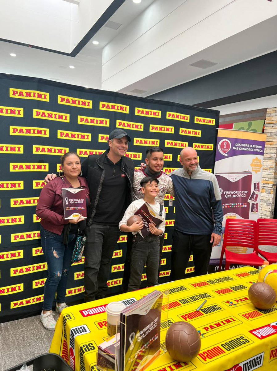 PaniniSportMx's tweet photo. ¡Queda inaugurada la Tienda Panini Gran Sur en compañía del Dr. @GarciaPosti y @martinolimx! 🥳🎉 https://t.co/q1tVjE2v2V