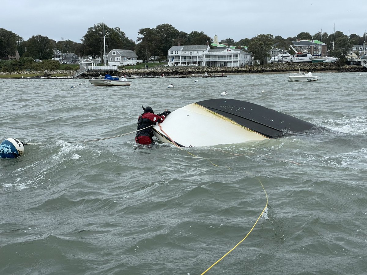 Here’s one of the many jobs our crews resolved during the last few days.

#seatow #seatowstandingby #marinetowing #marineassistance #boating #helpstartshere