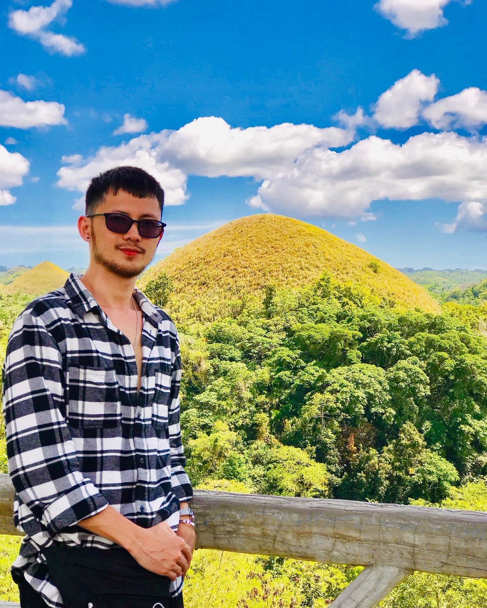 Aster91793's tweet photo. Will definitely go back to Cebu #SumilonIsland #ChocolateHills #ManMadeForest https://t.co/vaQ5TGLGjY