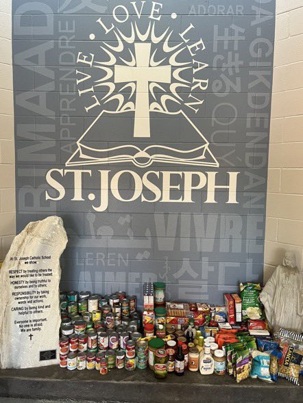sjfgator's tweet photo. So proud of our #StJosephSchoolCommunity for much needed food items that will go right back into helping others in our own community. #LoveWithAnOpenHeart https://t.co/xnNVu0kRgS