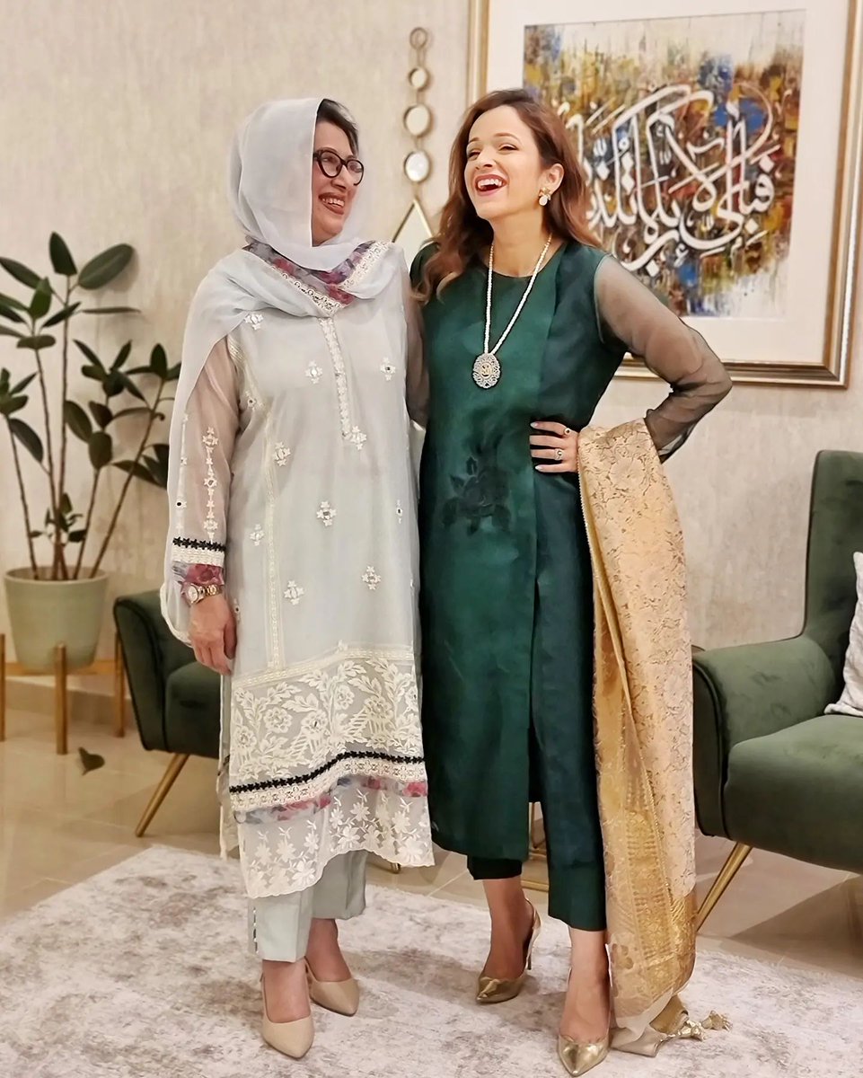 SecondS79385222's tweet photo. @Baaba_Yaagaa I will happily fuck both of them as hard as I can!!!
Dm to chat on hijabi no limits https://t.co/HUAEU5h9fK