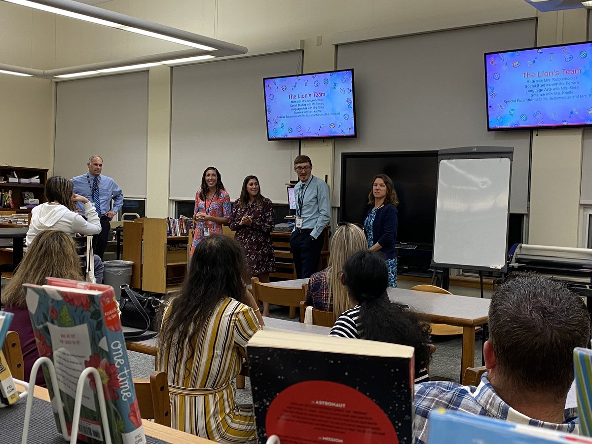 EMSPRIDE1's tweet photo. EMS teachers welcome parents at our Open House https://t.co/fH1M7FIDpt