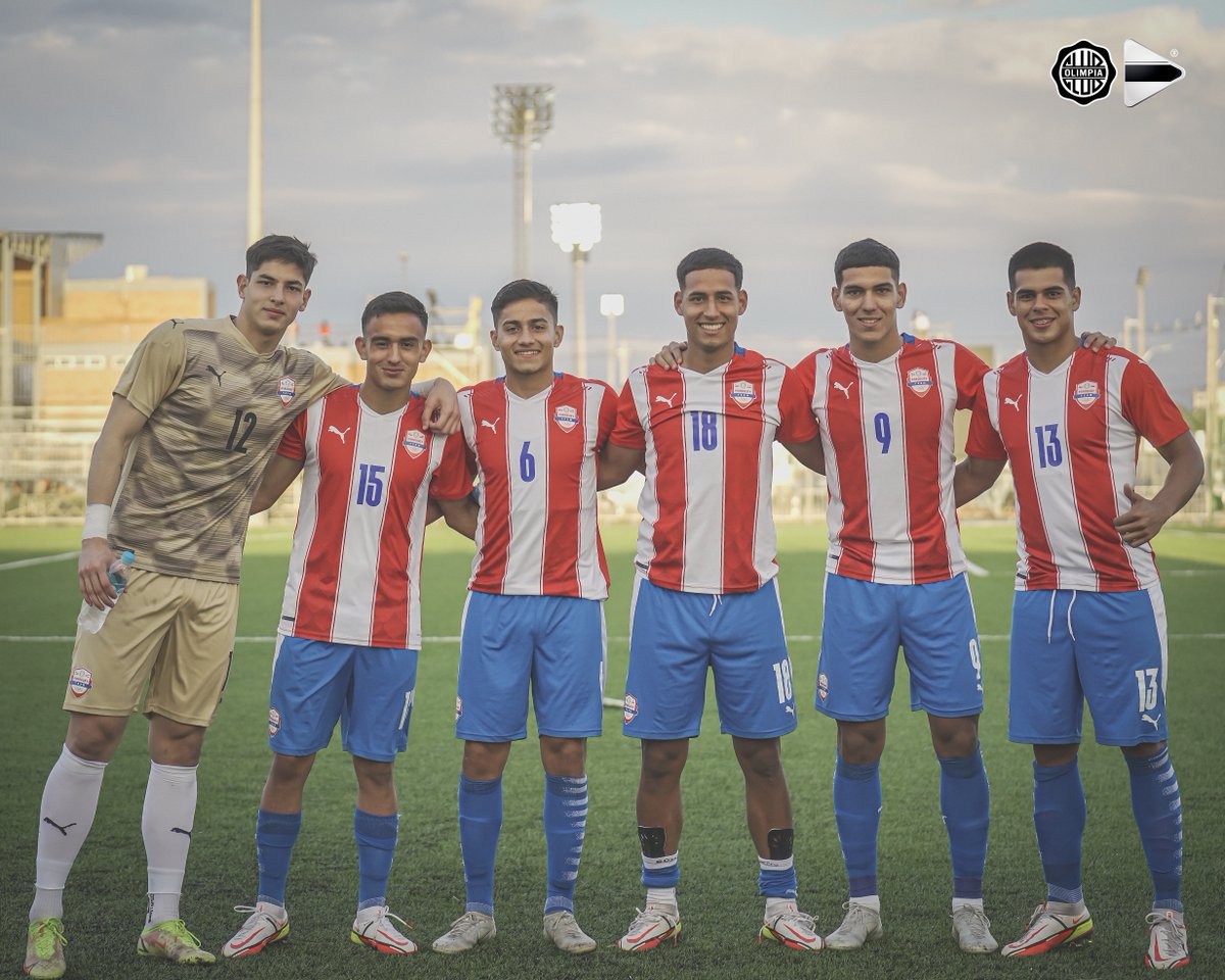 OlimpiaMedia's tweet photo. ¡De Villeta a la Albirroja! 🇵🇾💎

La cantera del Campeón del Mundo, nutriendo a la Selección Paraguaya en los Juegos @Asu2022Oficial.

☑ Carlos Urán, Leandro Caballero, Seba Quintana, Hugo Benítez, Allan Wlk y Luis Rolón.

#Olimpia𝗡𝘂𝗻𝗰𝗮Para ⚪⚫⚪ https://t.co/uU0RrN9zNy