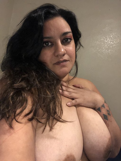 Good afternoon I got past the street I was stuck on in sniper elite 5 now I&rsquo;m stuck on a different street<a href="/tag/bbw"class="tags"><span>#bbw</span></a><a href="/tag/bbwgaming"class="tags"><span>#bbwgaming</span></a>