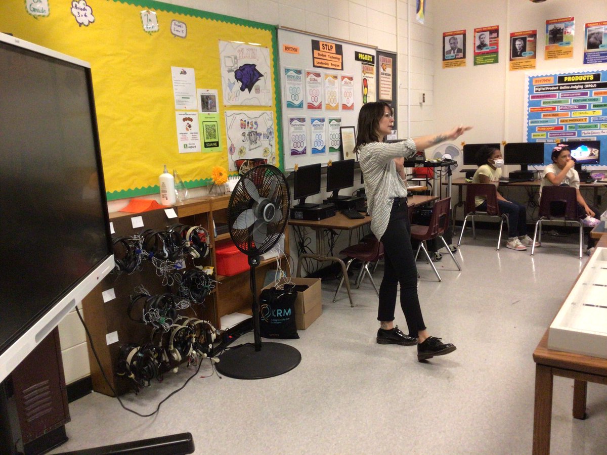 mary_sithu's tweet photo. Thanks to @KyRefugee Alex Miniard’s visit to @conwayJCPS 8th grade Ss &amp; a few @chrisstobaugh Ss answering Qs, sharing great info refugee trauma, how Ss can help/support/advocate- @2892MilestoGo @AshleyLambS @michelleshory @PrincipalDrLett @MsZink1 https://t.co/qOjlghcm24