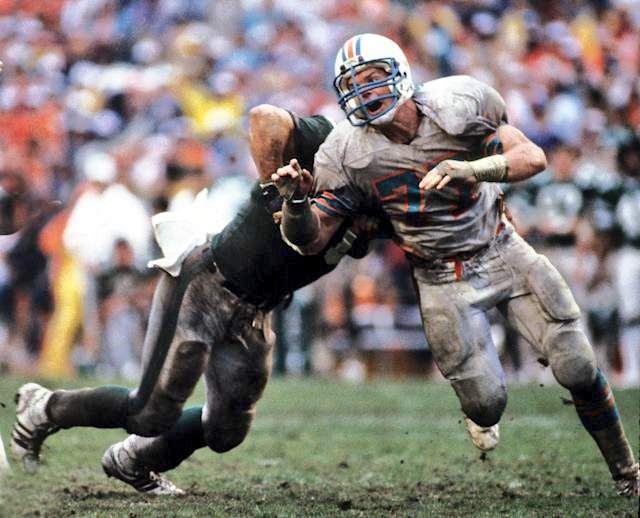 FB_Helmet_Guy's tweet image. This is football that started my lifelong passion for the NFL.