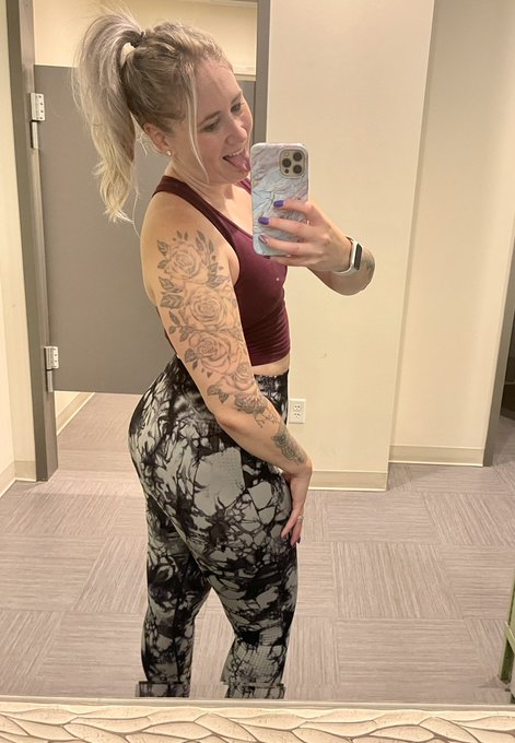 Crushed that gym work out today https://t.co/htpNKFB567