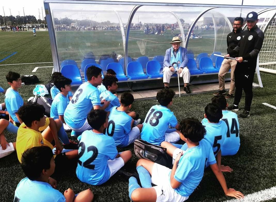 FatherBob's tweet photo. With @MelbourneCity kick starting the A-League season  tonight, sparks a whole new exciting opportunity for my #Bobkeeper scholarship program. Hopefully one day soon one of my scholarship refugee students will make their mark in the big league. 

@AlboMP @Craig_Foster https://t.co/5yGU01kJBJ