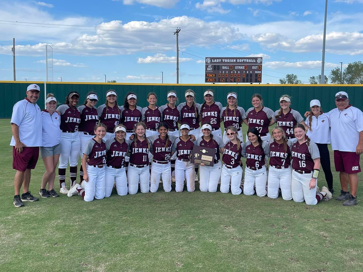 CaliWorsham's tweet photo. Jenks softball is headed to state!! Pitched a great game against Ponca city in the championship and ended my regular season 16-1 on the mound with an era of 1.67, can’t wait for state next Thursday! https://t.co/9FovxBE4Et