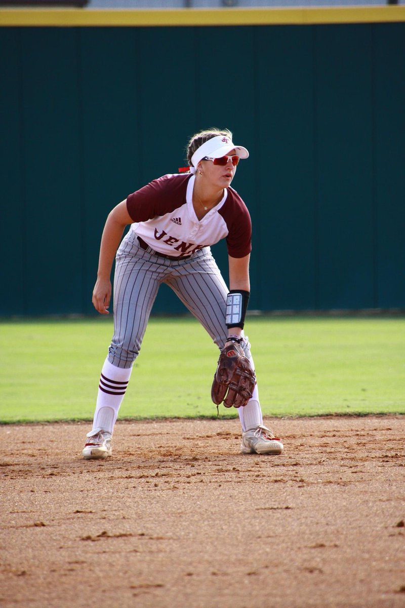 CaliWorsham's tweet photo. Jenks softball is headed to state!! Pitched a great game against Ponca city in the championship and ended my regular season 16-1 on the mound with an era of 1.67, can’t wait for state next Thursday! https://t.co/9FovxBE4Et