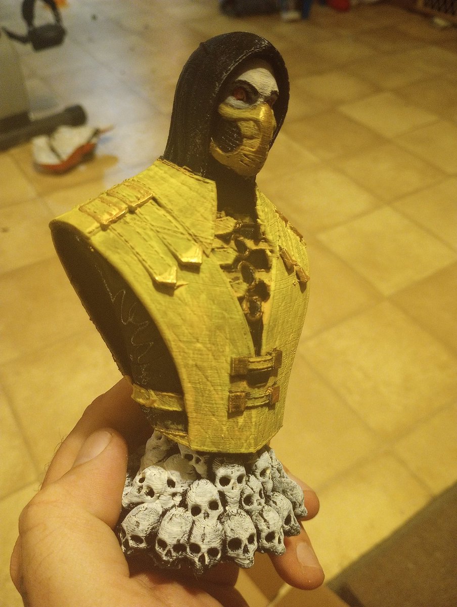 Thehardwearman's tweet photo. A couple busts I finished up tonight #levelupict #30thanniversaryofmortalkombat https://t.co/8vA6zKspoT