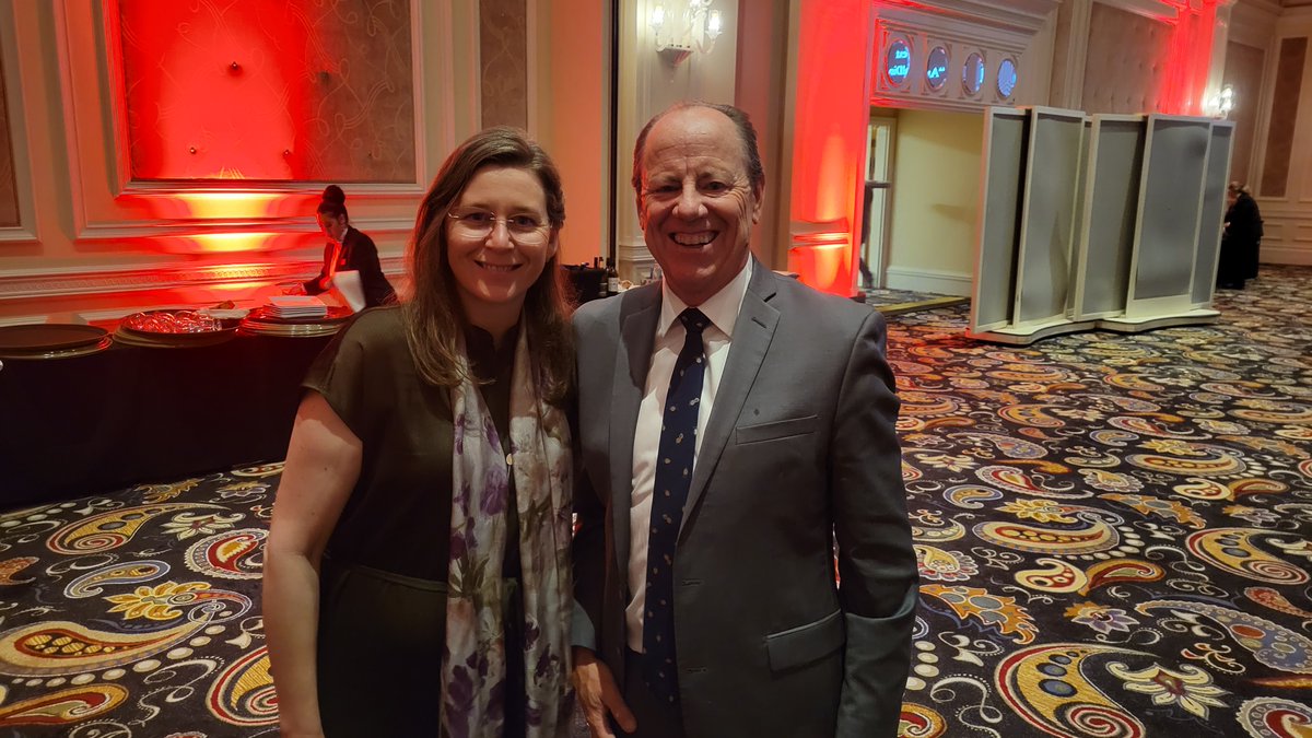 unlvmedicine's tweet photo. It was wonderful to celebrate earlier this week the impact of philanthropy at the 2022 @UNLVFoundation Dinner while catching up with both old and new friends!

#UNLVTransformingHealthcare #AcademicHealth https://t.co/8VquWo0xK3