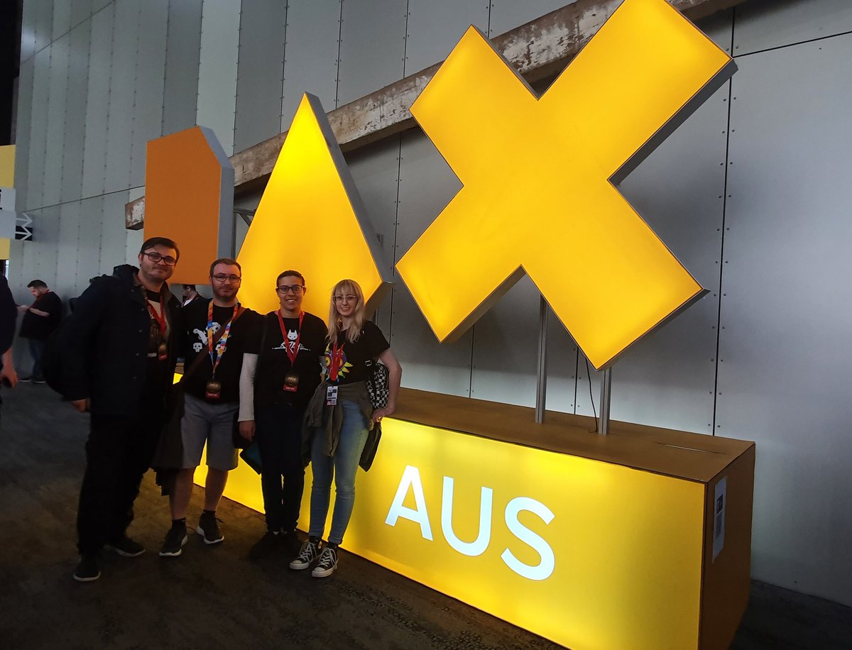 tartansnake's tweet image. It's been a long wait but we're here #PAXAUS , let's do this 🥳