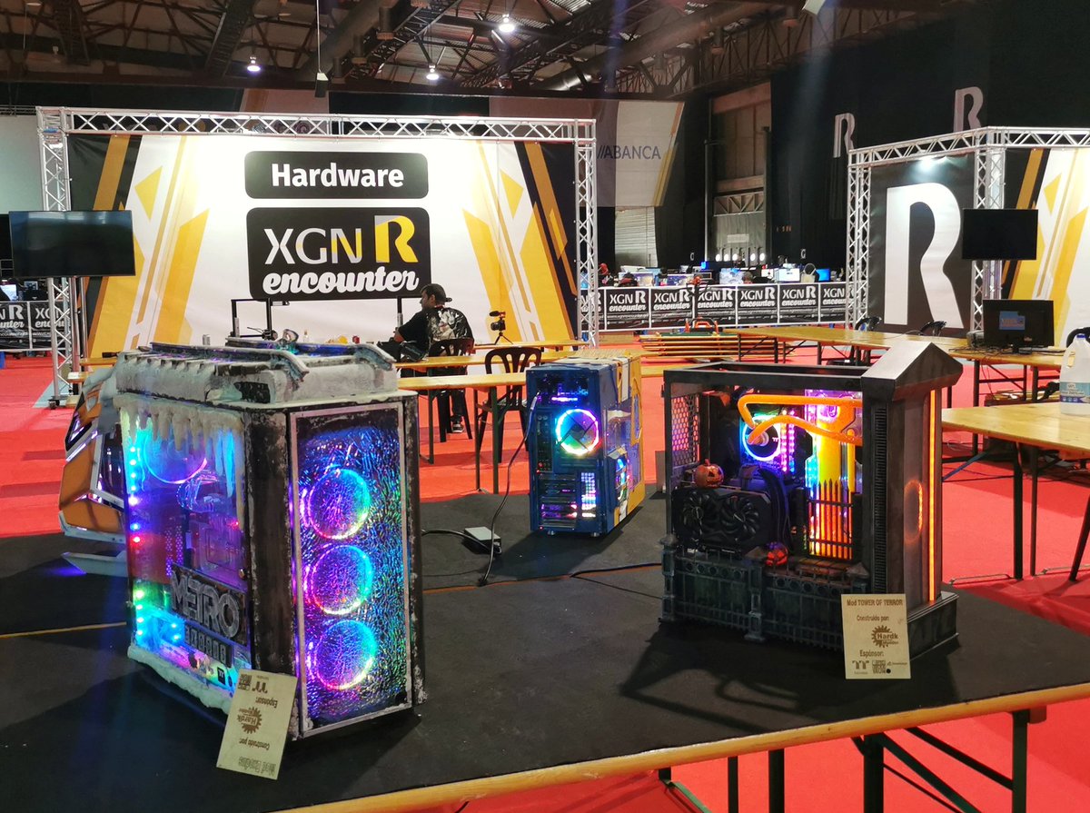 ¡A party xa está tomando forma!  Faltan unhas poucas horas para a inauguración oficial ¡e xa se notan esas ganas de desfrutar da #XGNR2022 a tope!