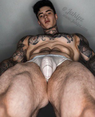 NudesCox's tweet photo. #jakipz #whiteunderwear #gaymalecelebs #nudemaleceleb #tattoo #gay #hornygay #bigmusclegay #brunettegay #tallgay #hairybody #malecelebs #nude https://t.co/Qg68shqhU0