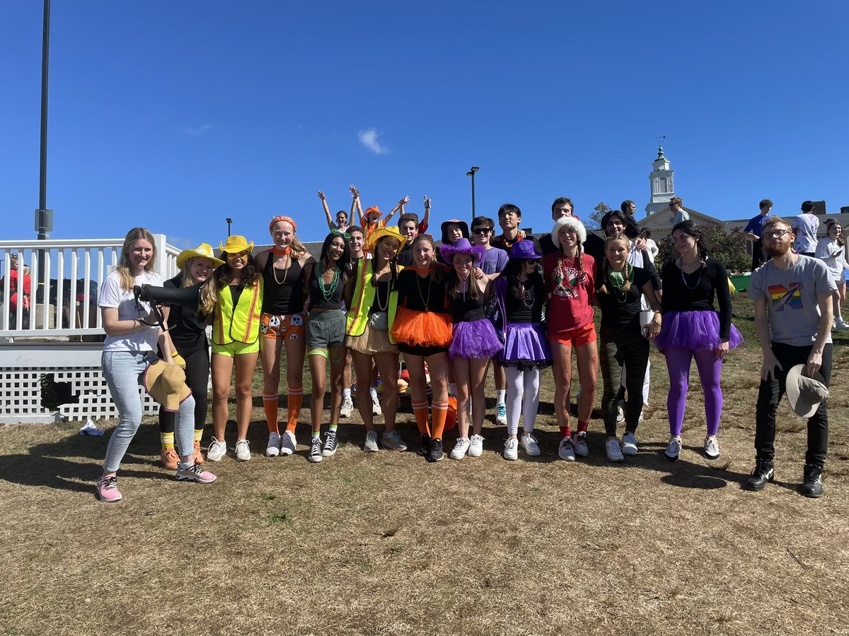 Senior Field Day 2023 was a huge success!!! Thank you to all the volunteers and especially student council who made it happen!