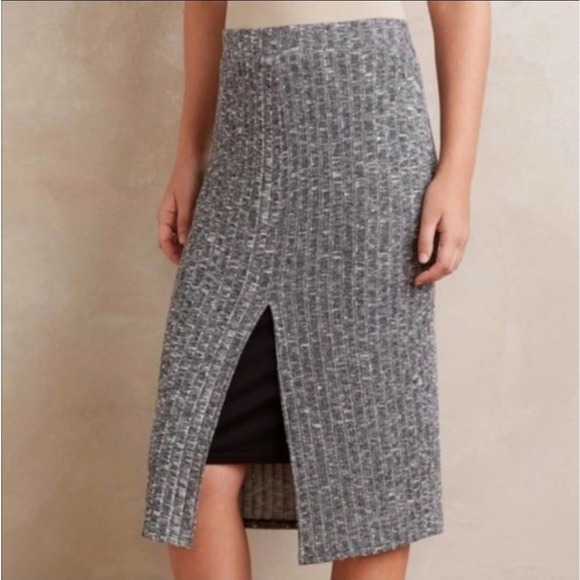 YourBondhu's tweet photo. So good I had to share! Check out all the items I'm loving on @Poshmarkapp #poshmark #fashion #style #shopmycloset #anthropologie: https://t.co/mHl2hpeQG8 https://t.co/7QHTj4Dlbs