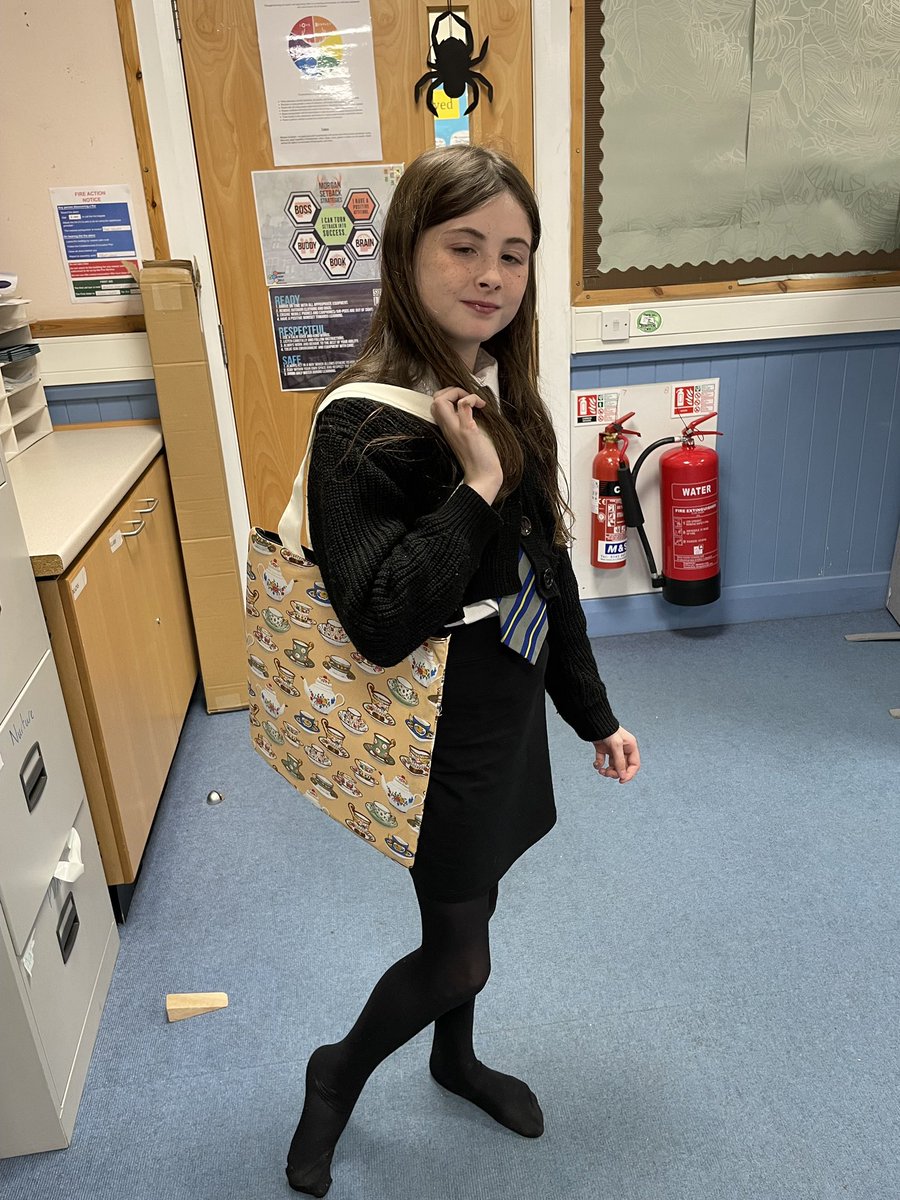 MorganSfL1's tweet photo. Mrs Scott has done it again! Practical Crafts with our S1 ESA has been a blast and they have created these fabulous tote bags all hand sewn independently! Don’t they just look amazing?! Well Done Peeps! #ESA #Inclusion #Independence #PracticalCraft @morganacademy1 @JohnnyLothian https://t.co/ADI6HsMzYt