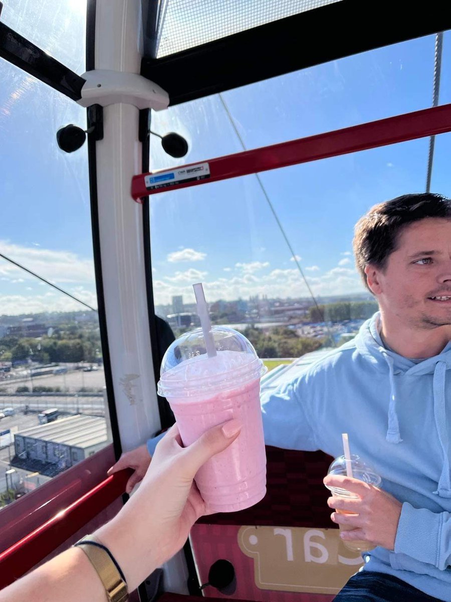 Had such a lovely day watching the marathon on Sunday, even got round to finally riding the cable cars 🚠