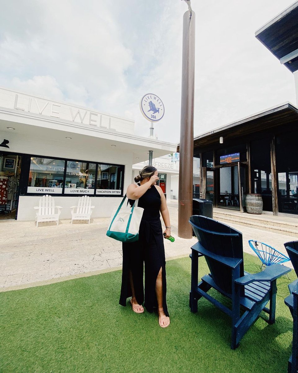 TheBigChill30A's tweet photo. Today's Checklist: 
Do a little shopping ✔️ 
Eat some good food ✔️ 
Chill + Be Happy ✔️ 

#thebigchill #thebigchill30a #30a #30aeats #30avacation #30avacay #sowal #southwalton #30agetaway #30abeaches #30astyle #hey30a #30aescapes #livewell #livewell30a https://t.co/iQOVloSonK
