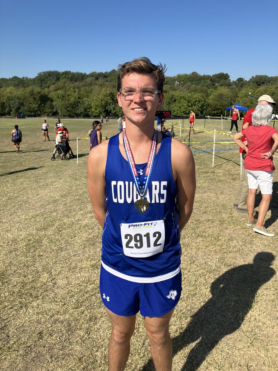 jarrell_xc's tweet photo. The kids had a great tune up today at the ProFit last chance meet.  Cody Dotson, Garrett Phalen, Tucker White, Danelly Villasana, and Giseiry Arroyo-Rios all set new PRs today. Jasmine Benavidez came in 5th and Cody Dotson came in 8th. @Jarrell_ISD @jcbluecrew https://t.co/ZkfqsorG8G