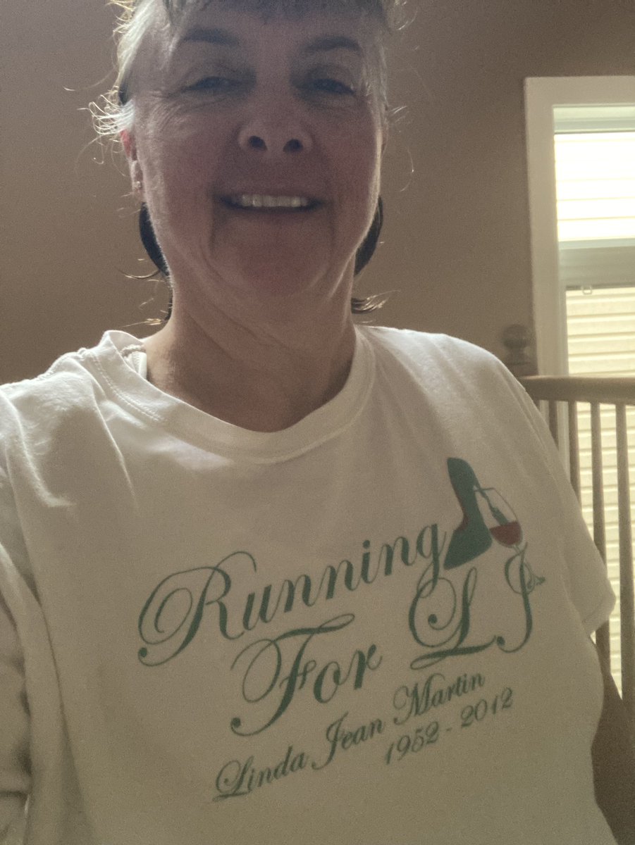 TScottOCDSB's tweet photo. Terry Fox run at Shingwakons PS today. My micro:bit came in handy counting my steps. @OCDSB @ShingwakonsPS @OttawaLouise @MccSio https://t.co/gNPws1aTZE
