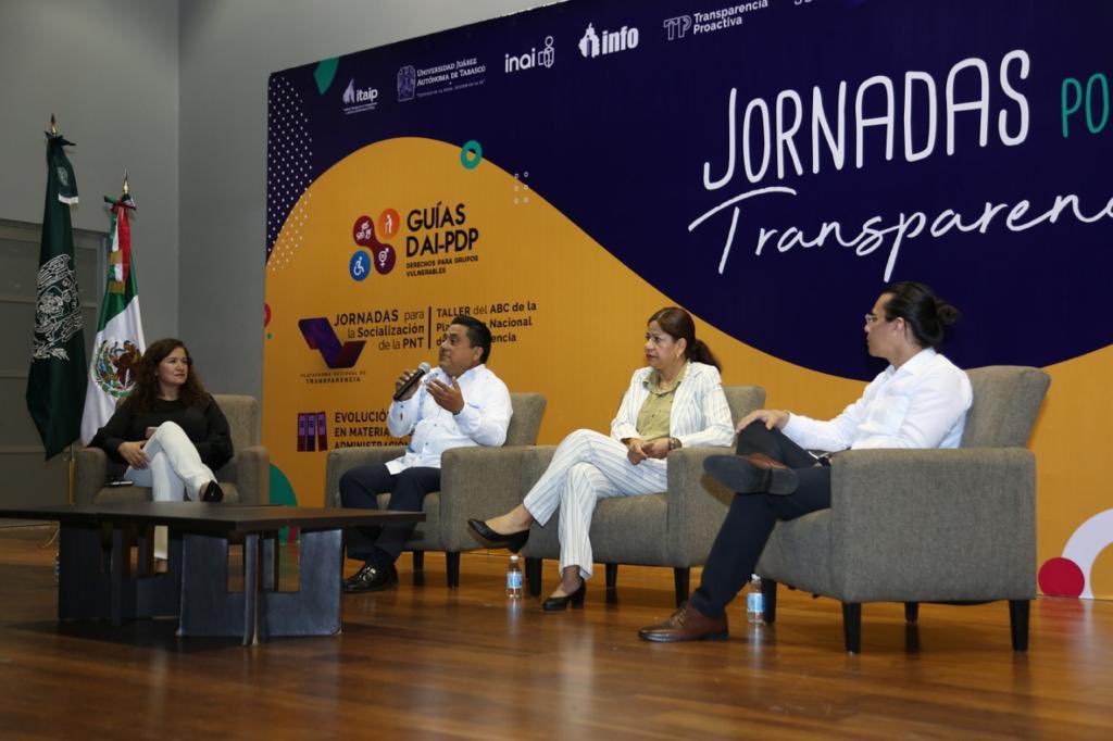 Agradecido de la invitación del pasado 22 de Sep por el @itaiptabasco para charlar con Mtra <a href="/MireyaQuintos/">Mireya Quintos</a> del <a href="/AGNMex/">AGNMéxico</a> sobre los #Archivos Públicos y los retos institucionales. @Patricia_ITAIP <a href="/CagdSnt/">Comisión de Archivos y Gestión Documental del SNT</a> <a href="/Inaip/">Inaip Yucatán</a> <a href="/INAImexico/">INAI</a>