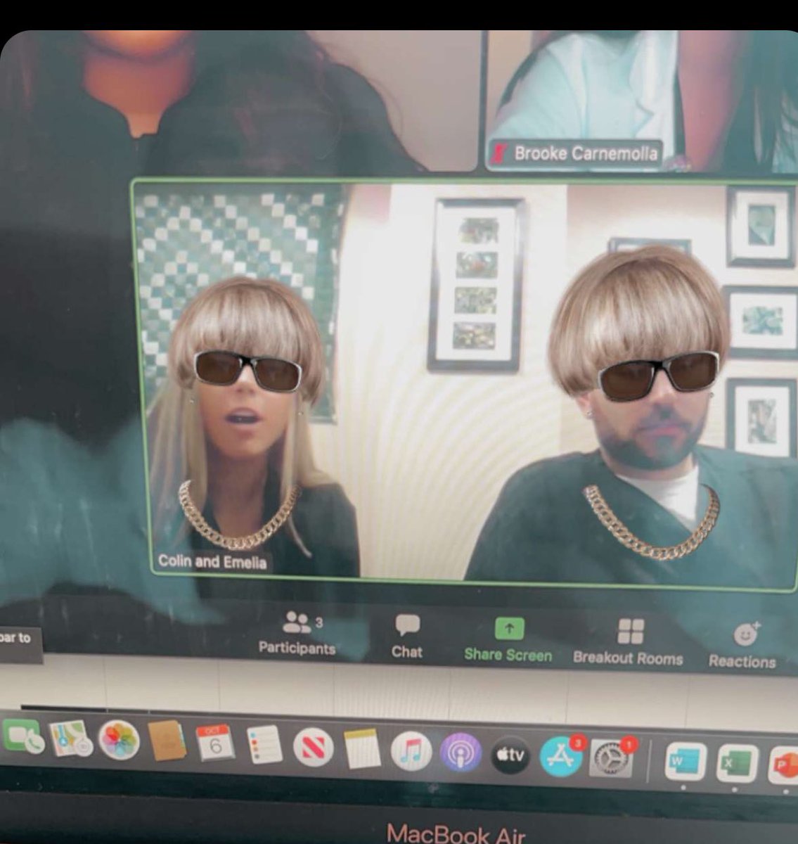 Hartford Hospital residents and RPDs are staying busy talking to interested candidates this afternoon! 

Stop by to chat, ask questions, and see what kind of filters we have going on!

#PharmRes #TwitteRx