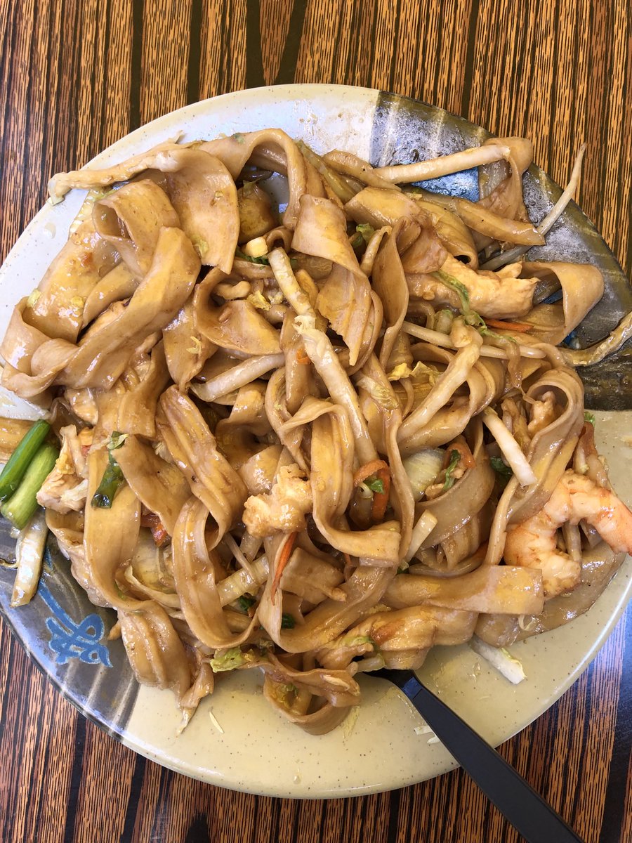 PowerDating's tweet photo. I had good Chinese food a month ago on Doyers St. and I’m still dreaming about it. https://t.co/f3lopksRhL