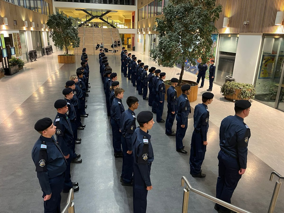 An impressive turn out tonight at our #Thursday cadet unit. Really pushing uniform standards (& standards in general!) this term and practicing drill ahead of Annual Remembrance services The future is bright… @mpsdavestringer @MPSAndyBrittain @DameLynneOwens @NationalVPC