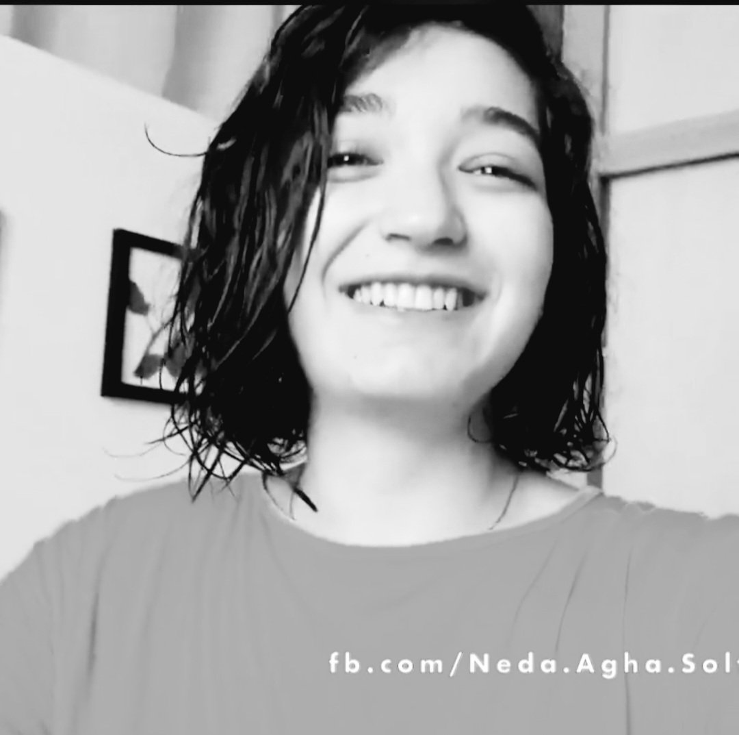 Ein weiteres junges Opfer des iranischen Regimes ist #Sarina_Esmaeilzadeh. Sie wurde von Regimeleuten brutal mit einem Schlagstock totgeknüppelt, als sie an den #IranProtests teilnahm. Sie wurde nur 16 Jahre alt.
R. I. P. Sarina!
#IranRevolution