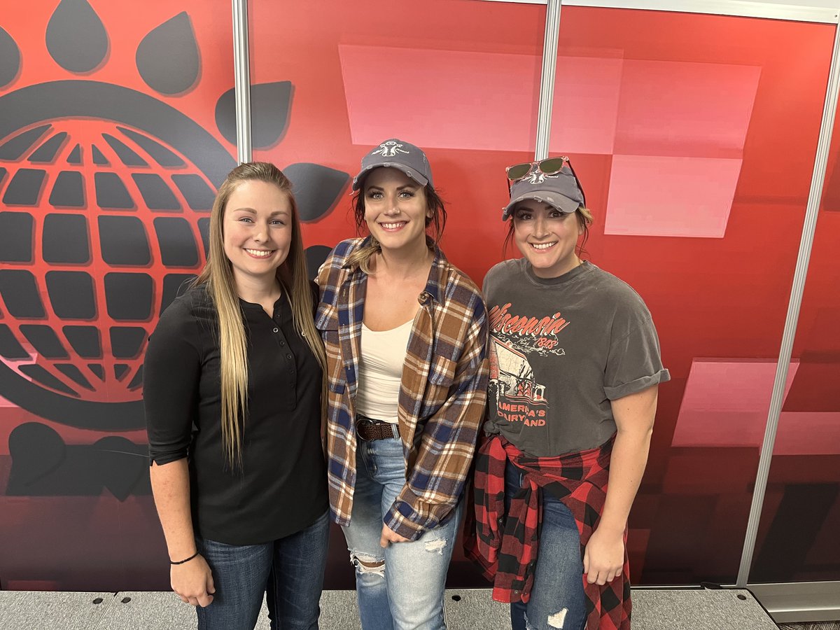 ValleyAgUS's tweet photo. Headed to World Dairy Expo? Don’t miss our final Knowledge Nook presentation on our new herd management tool, MyDC on PULSE tommorrow, Friday, October 7 at 11:30 AM. Plus, make sure to stop by our booth EH 4331 to take advantage of a 90-day free trial! https://t.co/AXSHAFjpj3